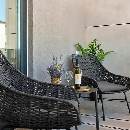 & Me With Garage Parking