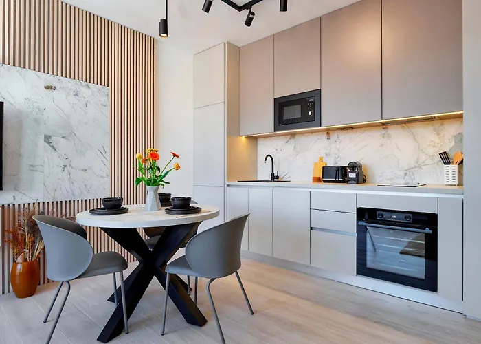 & Me With Garage Parking